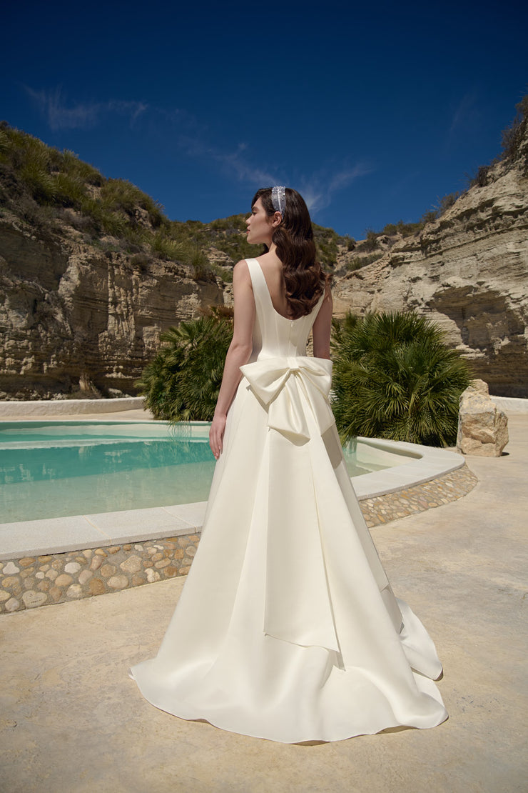 LR25_Kamelia